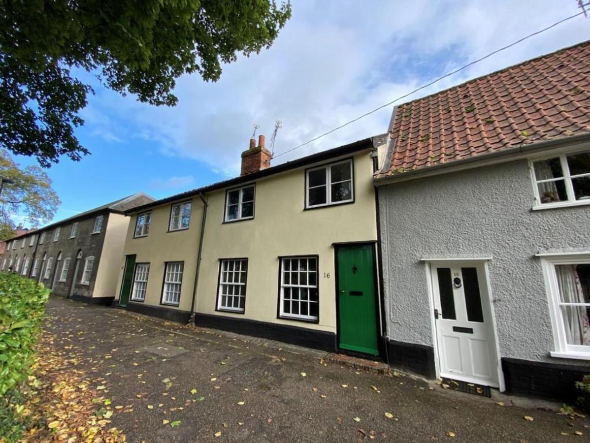 Charming Town Centre Character Cottage With Parking Stowmarket Luaran gambar